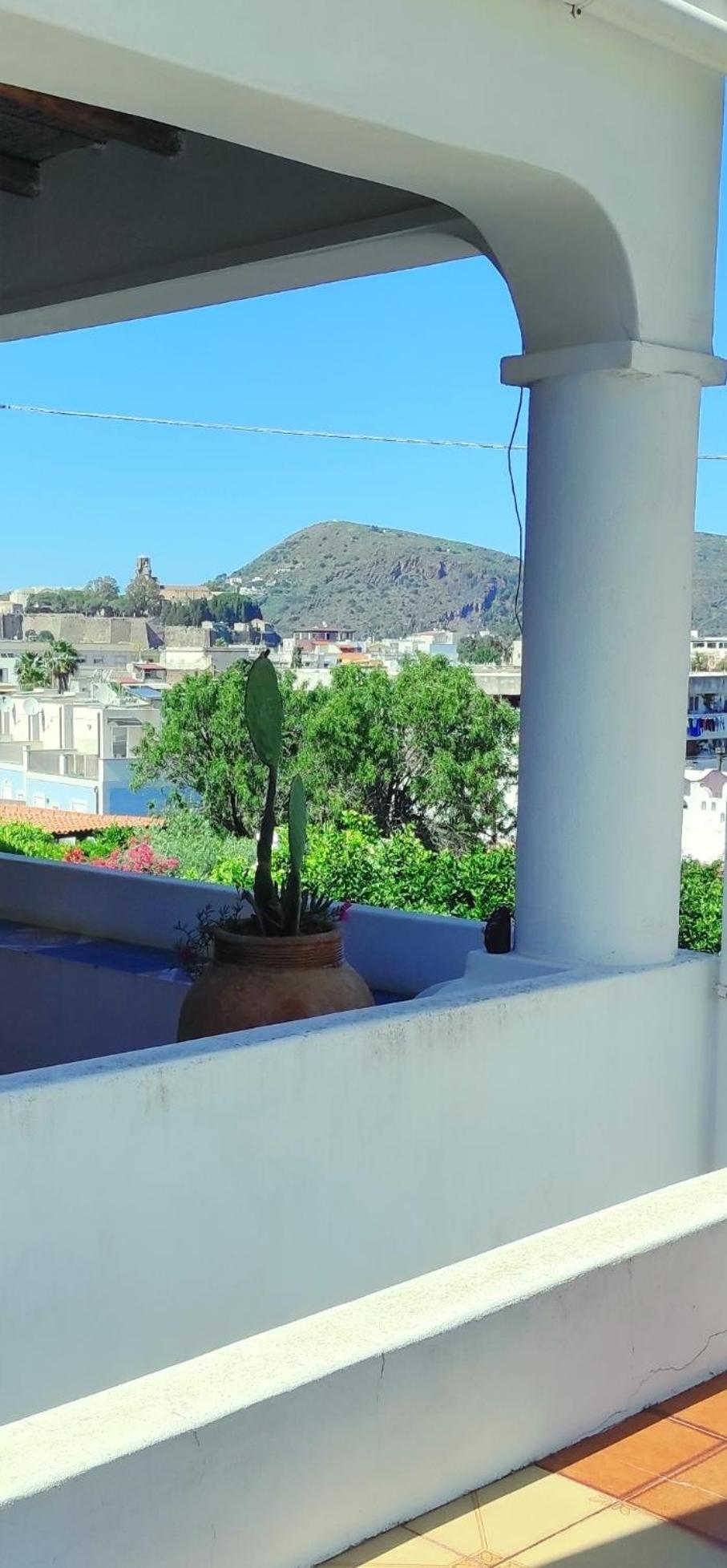 Holiday Home Mennulita Lipari  Pokoj fotografie