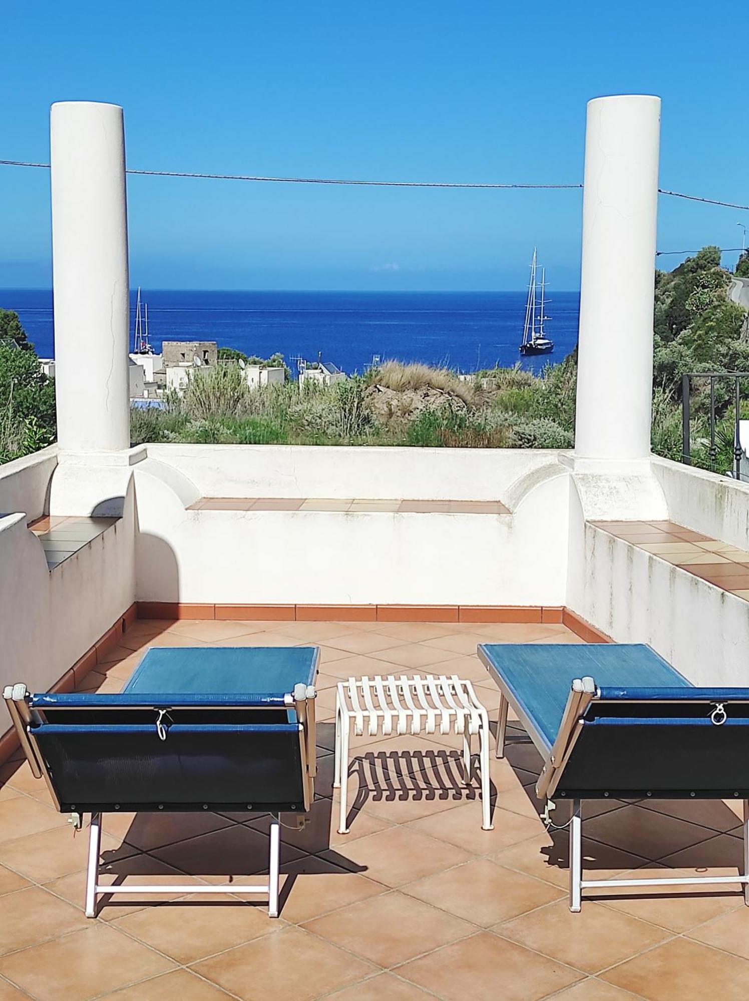 Holiday Home Mennulita Lipari  Pokoj fotografie